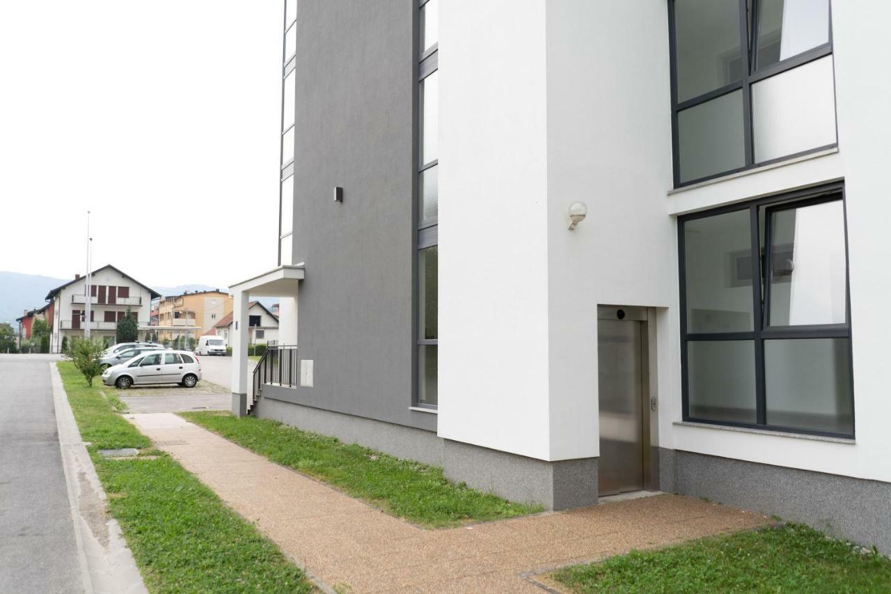 Jacuzzi Studio Apartman Mare'S Zagreb Ngoại thất bức ảnh