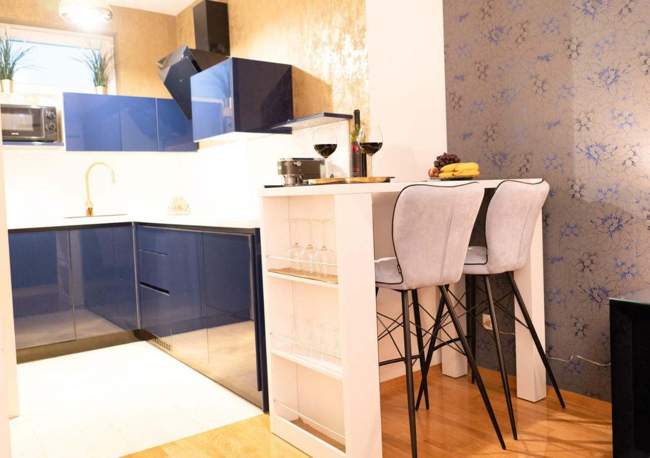 Jacuzzi Studio Apartman Mare'S Zagreb Ngoại thất bức ảnh